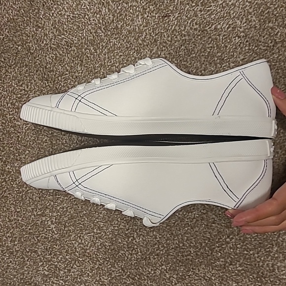 NWOT Kate Spade Canvas White Tommi Sneaker - Picture 5 of 13